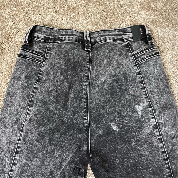 ❤️❤️Secrets with Love Super High Narrow waisted jeans acid wash size 29. - Picture 14 of 16